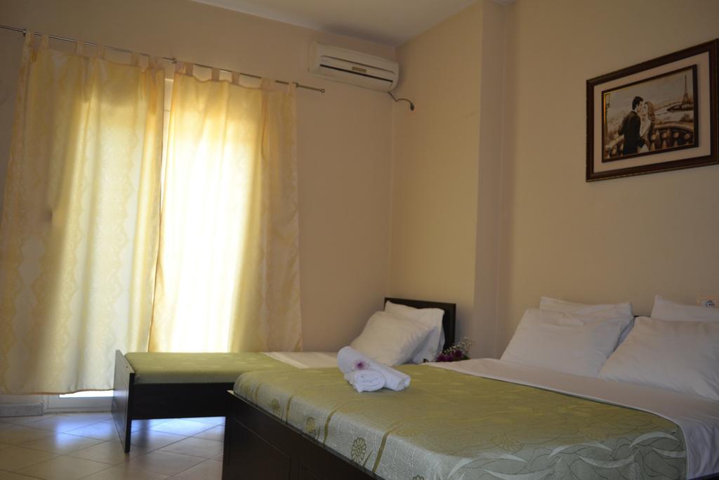 Hotel 4 Stinet Vlorë Eksteriør billede