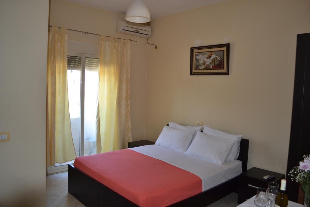 Hotel 4 Stinet Vlorë Eksteriør billede