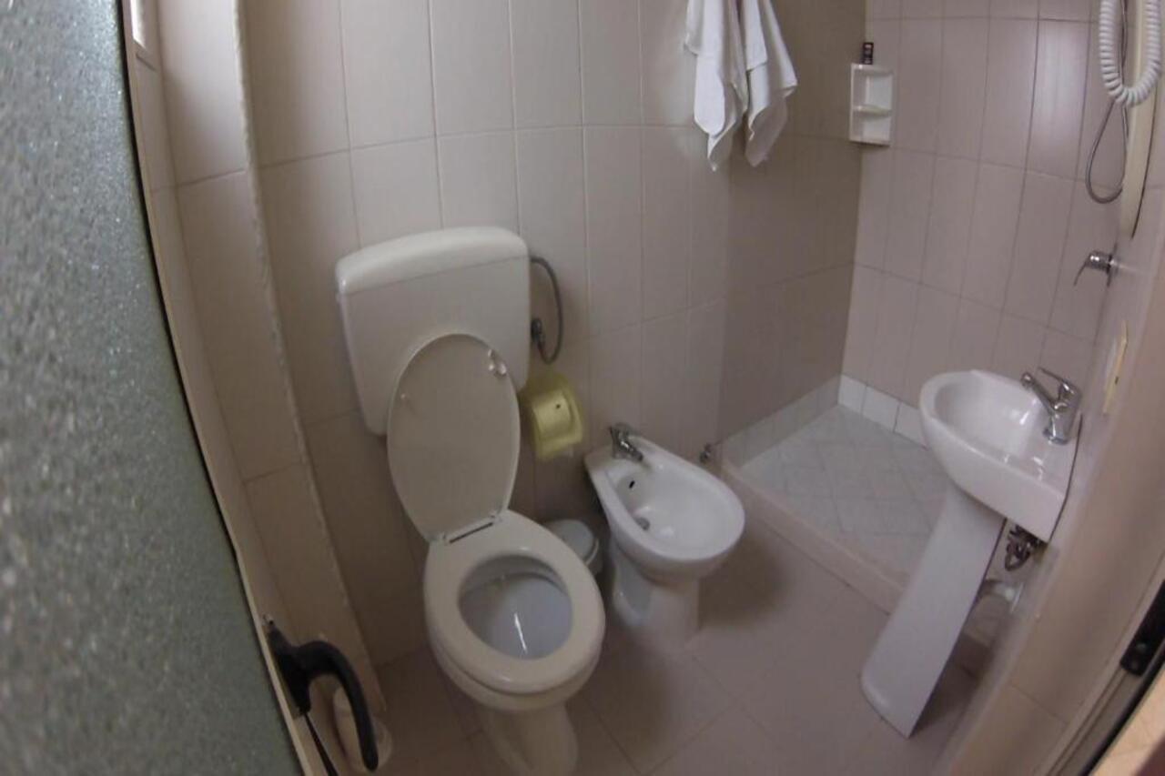 Hotel 4 Stinet Vlorë Eksteriør billede