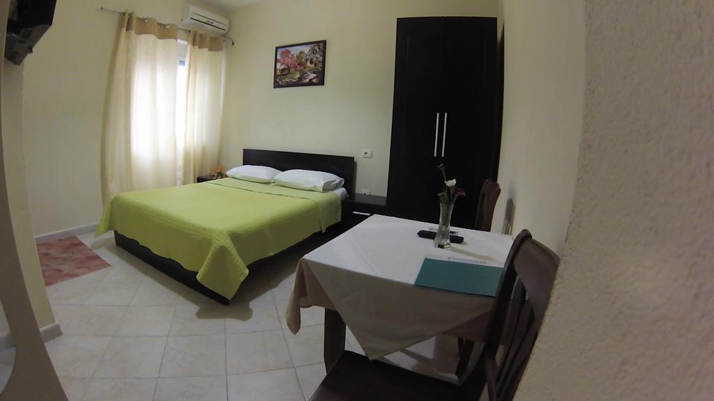 Hotel 4 Stinet Vlorë Eksteriør billede