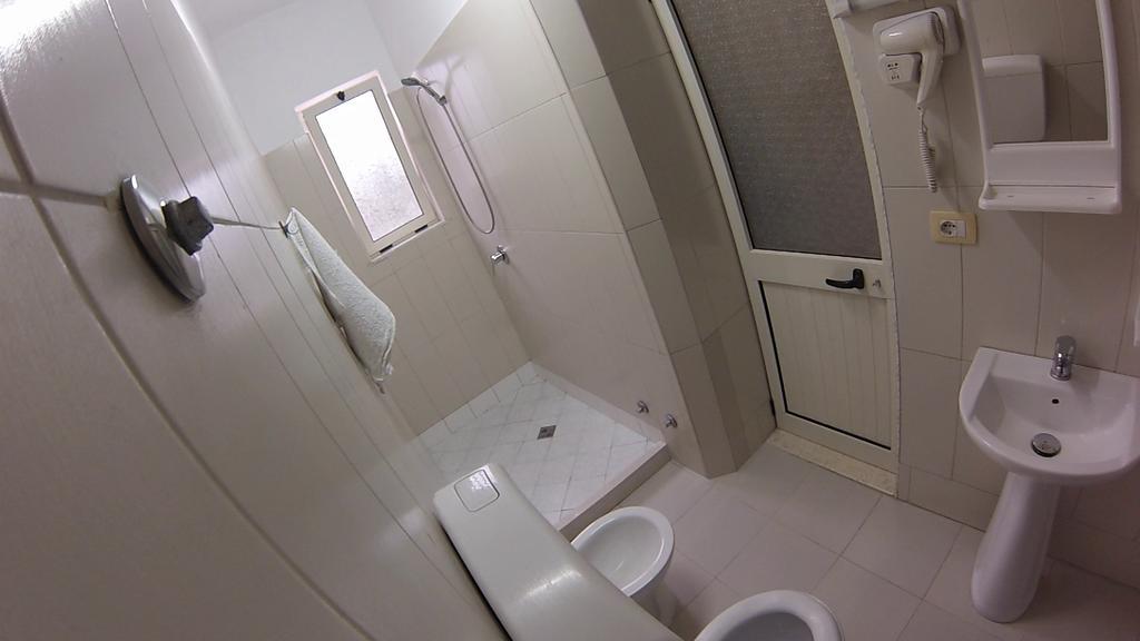 Hotel 4 Stinet Vlorë Eksteriør billede