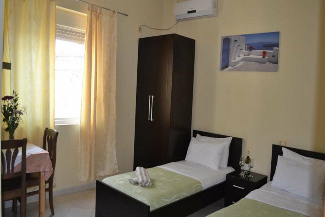 Hotel 4 Stinet Vlorë Eksteriør billede